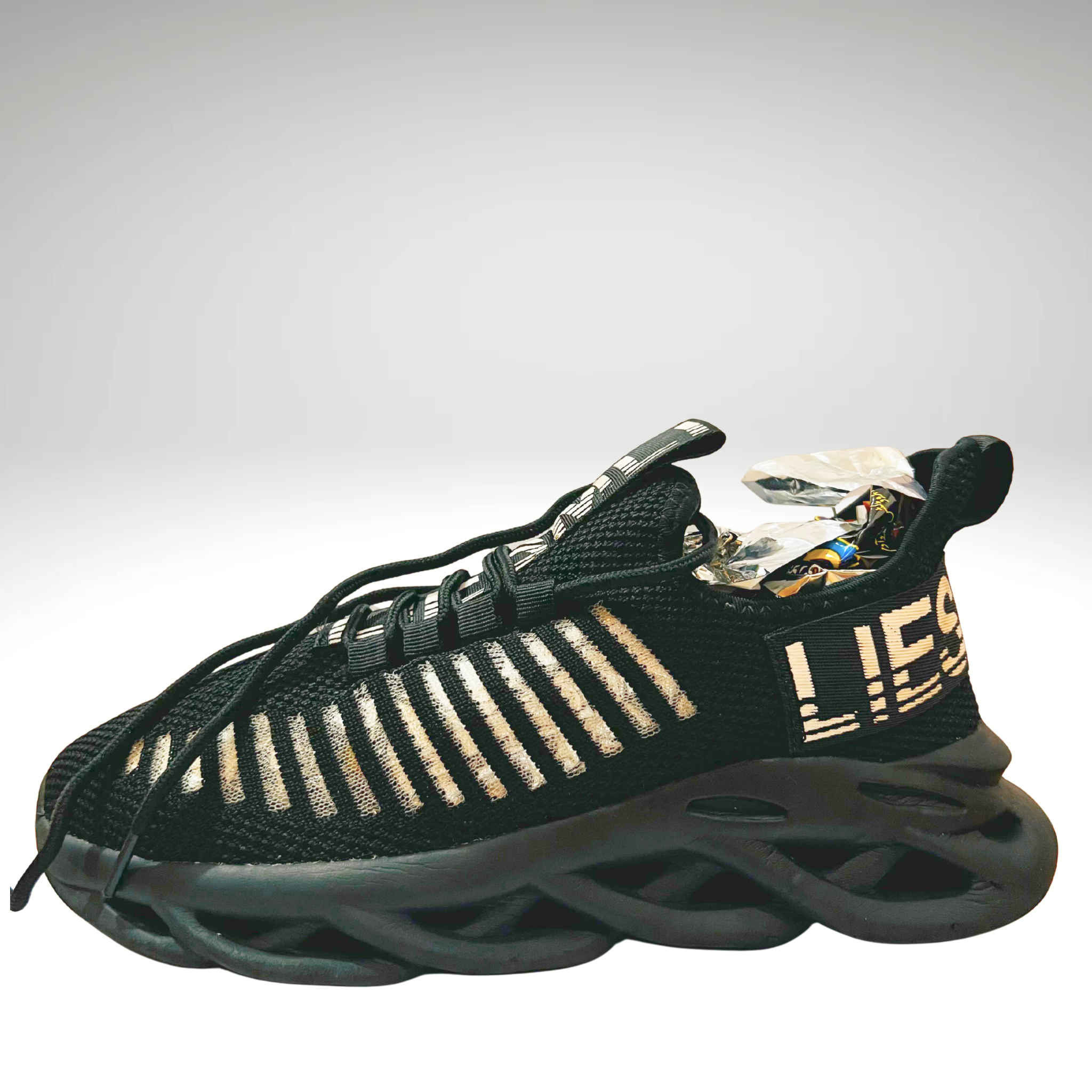 HUCDML Mesh Sneakers