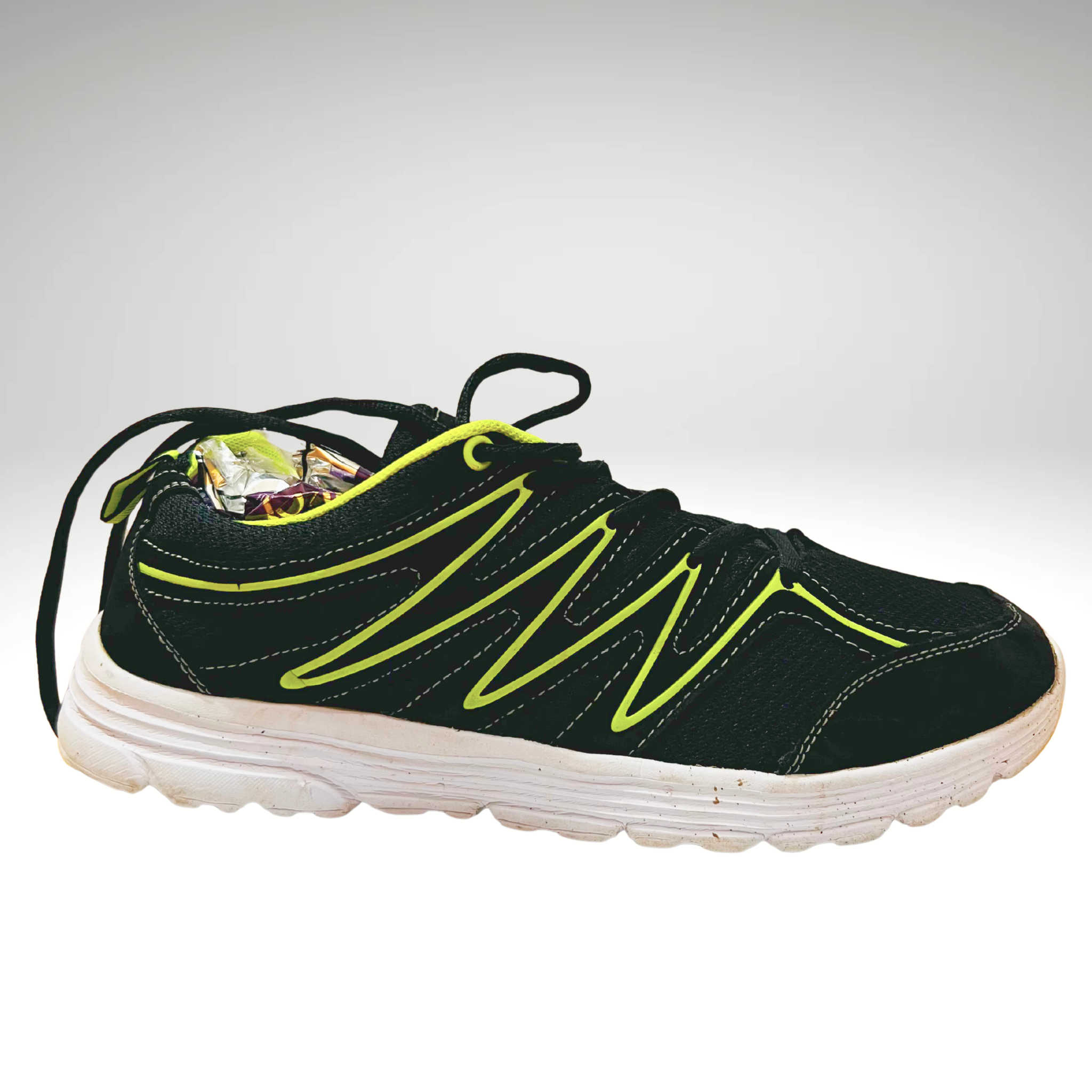 PASS BY NEON Running Shoes